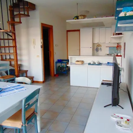 M259 - Marcelli, Pentalocale Con Terrazzo A 200mt Dal Mare